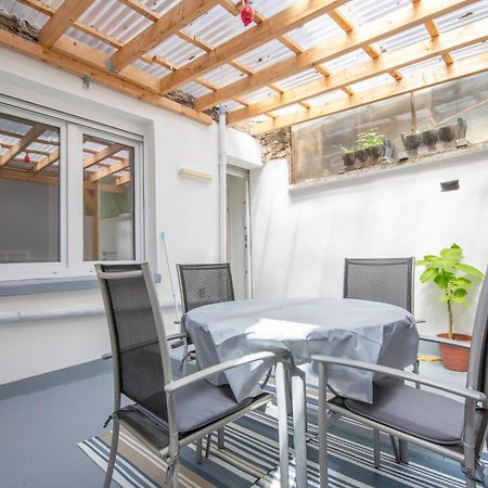 Apartment Mit Kleinem Innenhof Im Erdgeschoss Fuer Bis Zu 4 Personen Klotten Bagian luar foto
